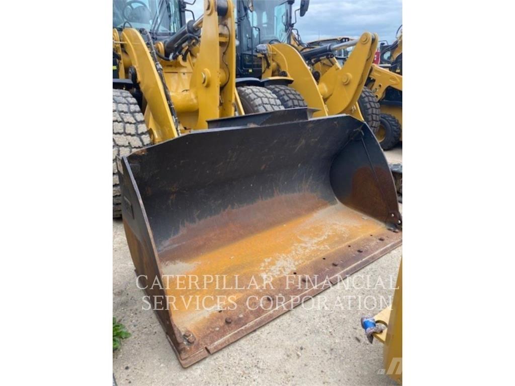 CAT 930M Pás carregadoras de rodas