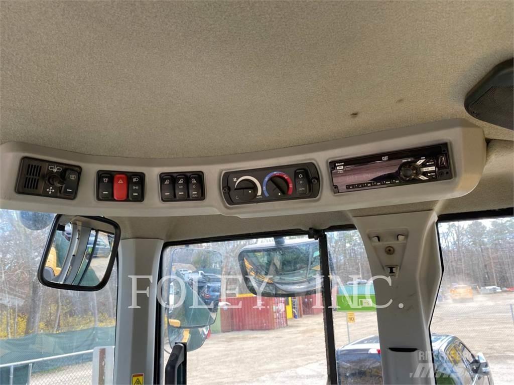 CAT 938M Pás carregadoras de rodas