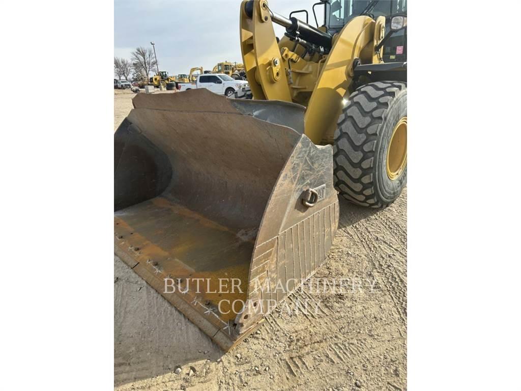 CAT 938M Pás carregadoras de rodas