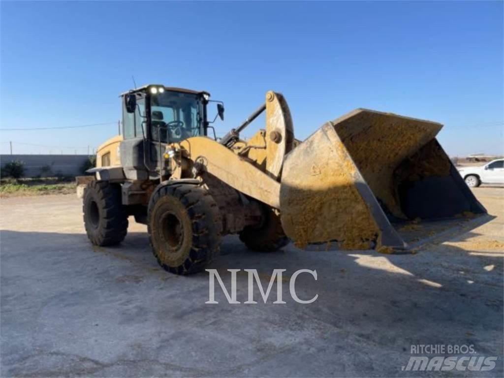 CAT 938M Pás carregadoras de rodas