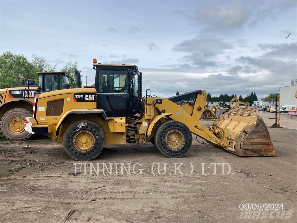 CAT 938M Pás carregadoras de rodas