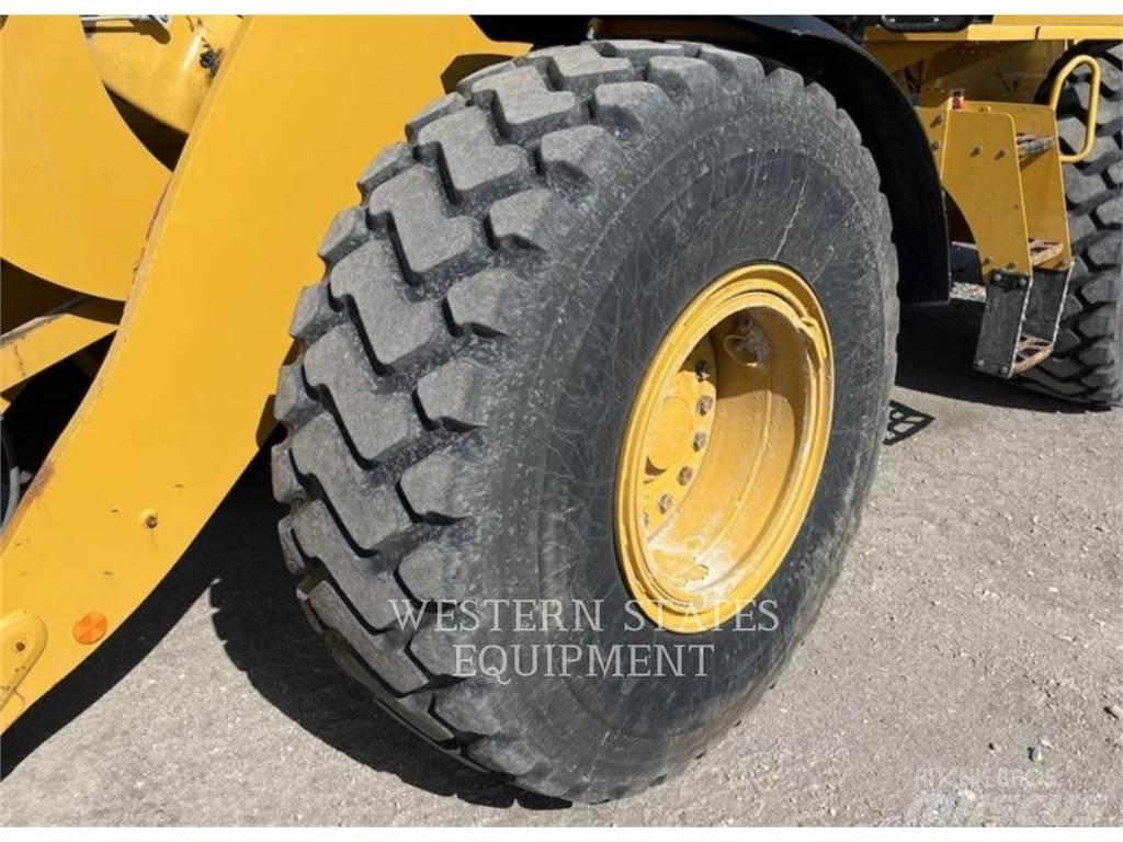 CAT 938M Pás carregadoras de rodas