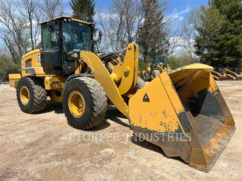 CAT 938M Pás carregadoras de rodas
