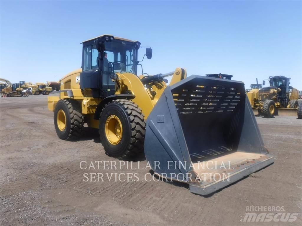 CAT 938M Pás carregadoras de rodas