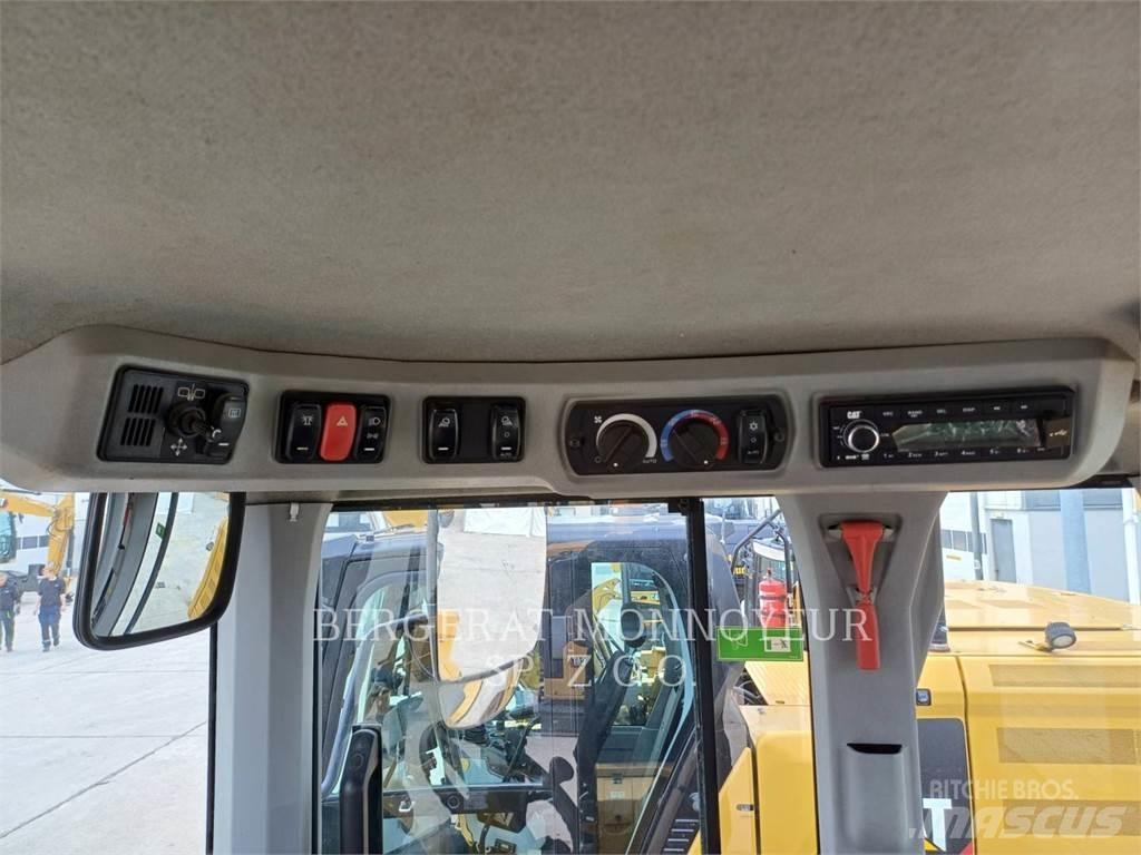 CAT 938M Pás carregadoras de rodas
