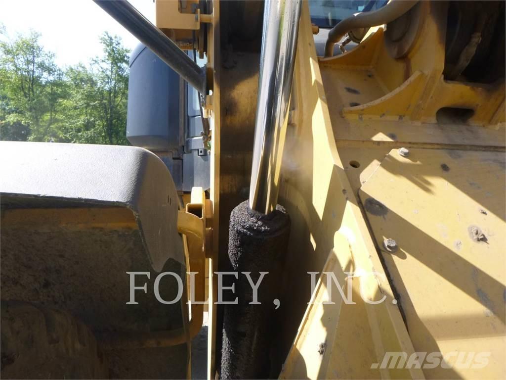 CAT 938M Pás carregadoras de rodas
