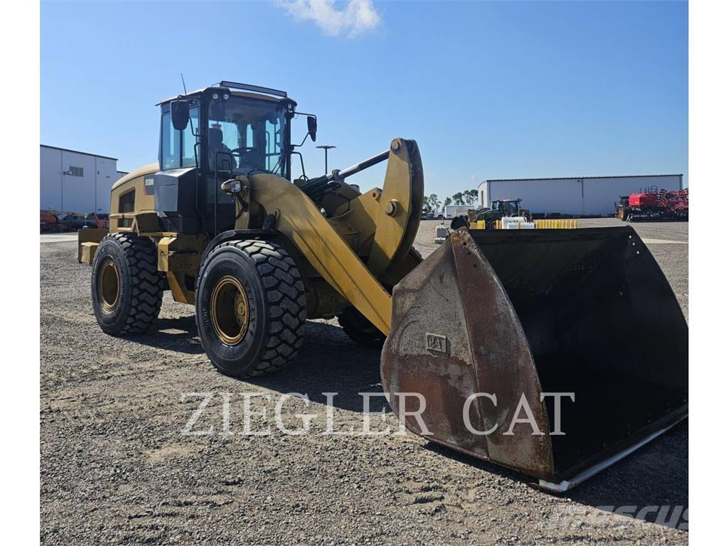 CAT 938M Pás carregadoras de rodas