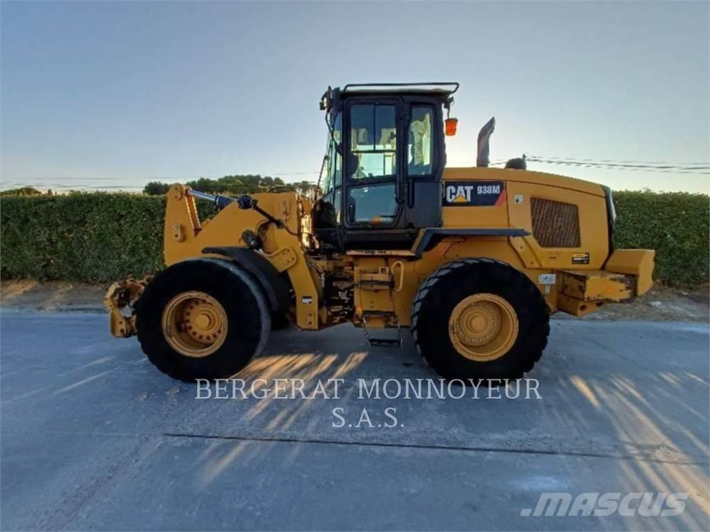 CAT 938M Pás carregadoras de rodas