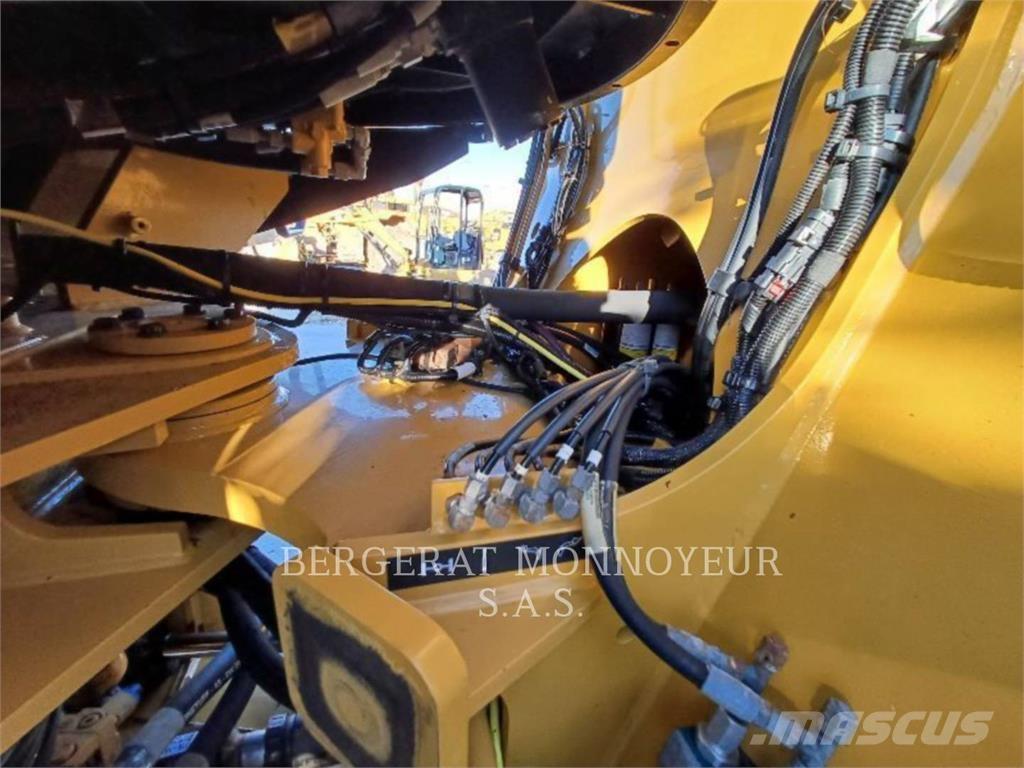 CAT 938M Pás carregadoras de rodas