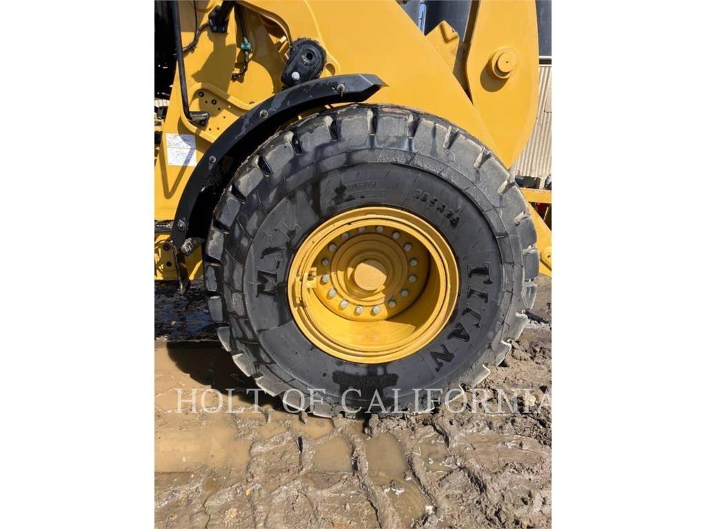 CAT 938M Pás carregadoras de rodas