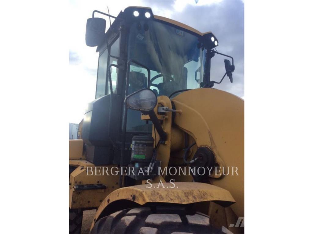 CAT 938M Pás carregadoras de rodas
