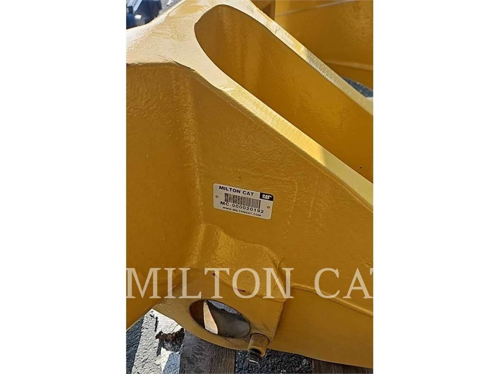 CAT 938M ISO COUPLER Conectores