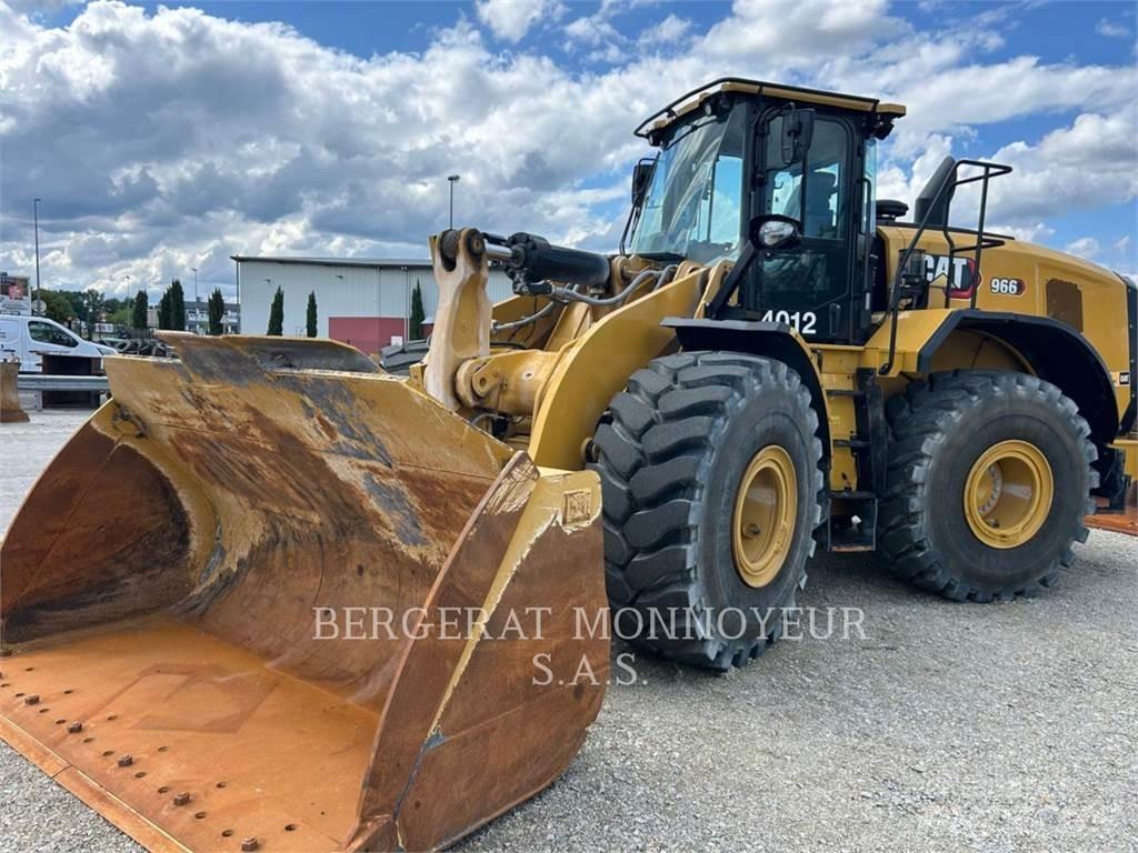 CAT 966 Pás carregadoras de rodas