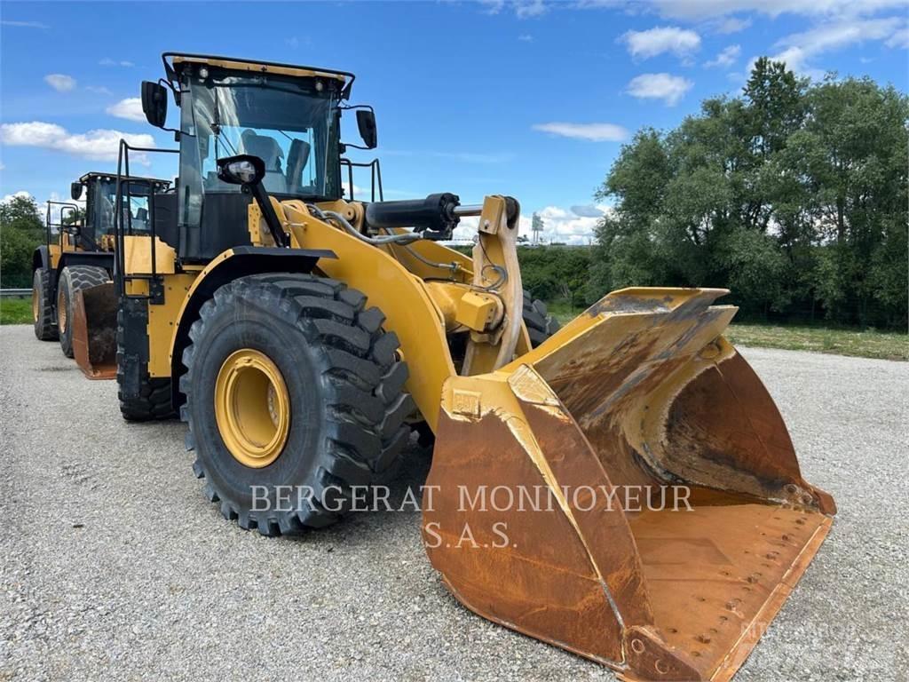 CAT 966 Pás carregadoras de rodas