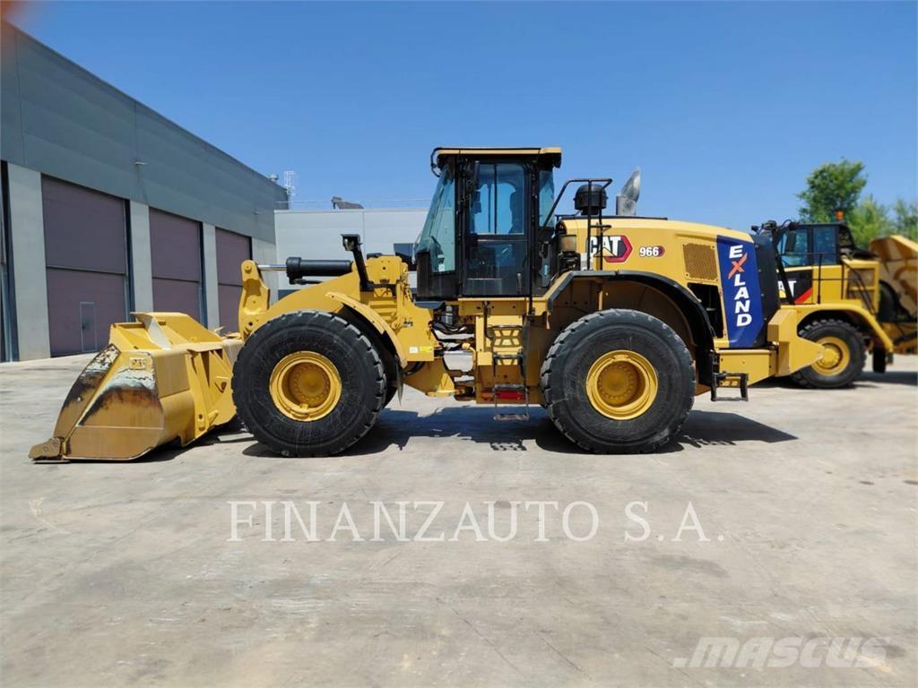 CAT 966 Pás carregadoras de rodas
