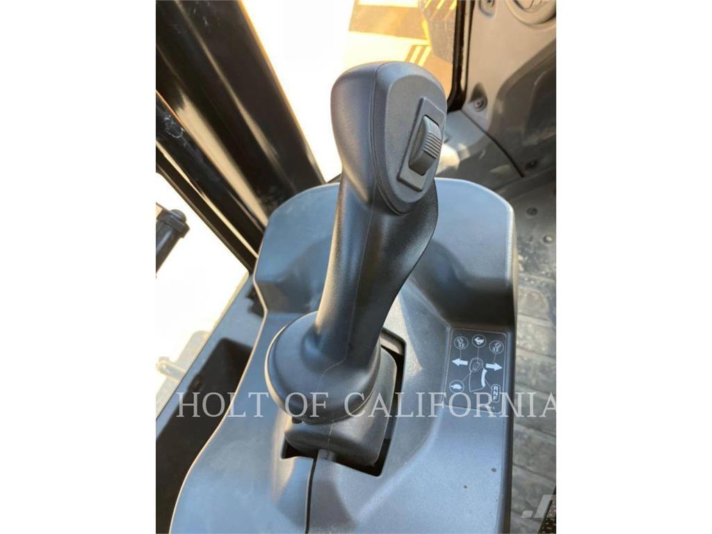 CAT 966 Pás carregadoras de rodas