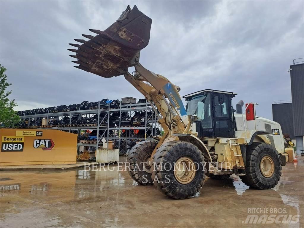 CAT 966M Pás carregadoras de rodas