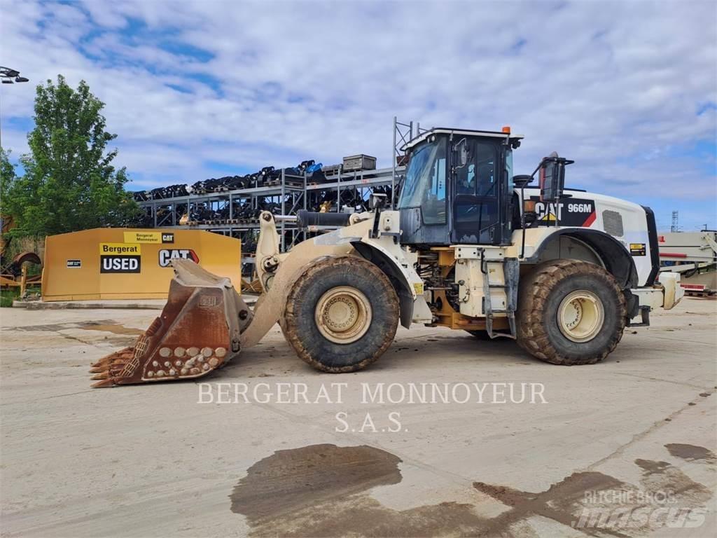 CAT 966M Pás carregadoras de rodas