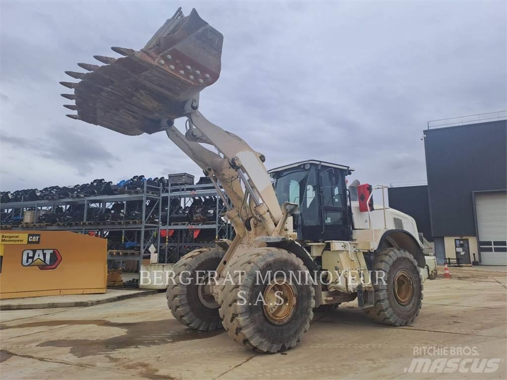 CAT 966M Pás carregadoras de rodas