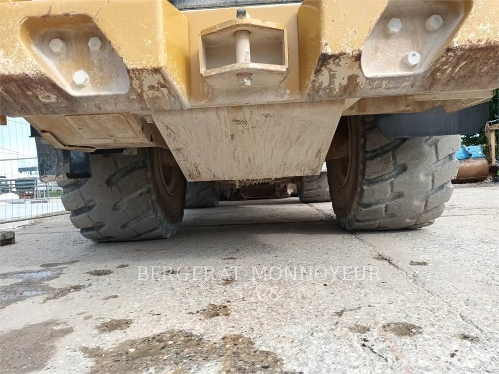 CAT 966M Pás carregadoras de rodas