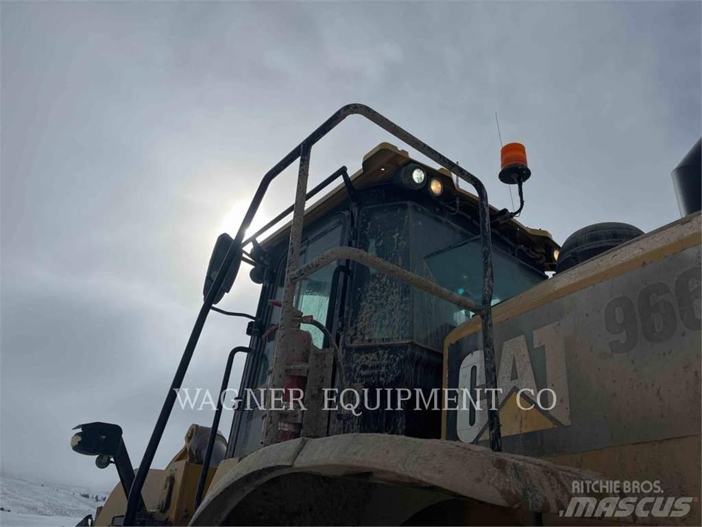 CAT 966M Pás carregadoras de rodas