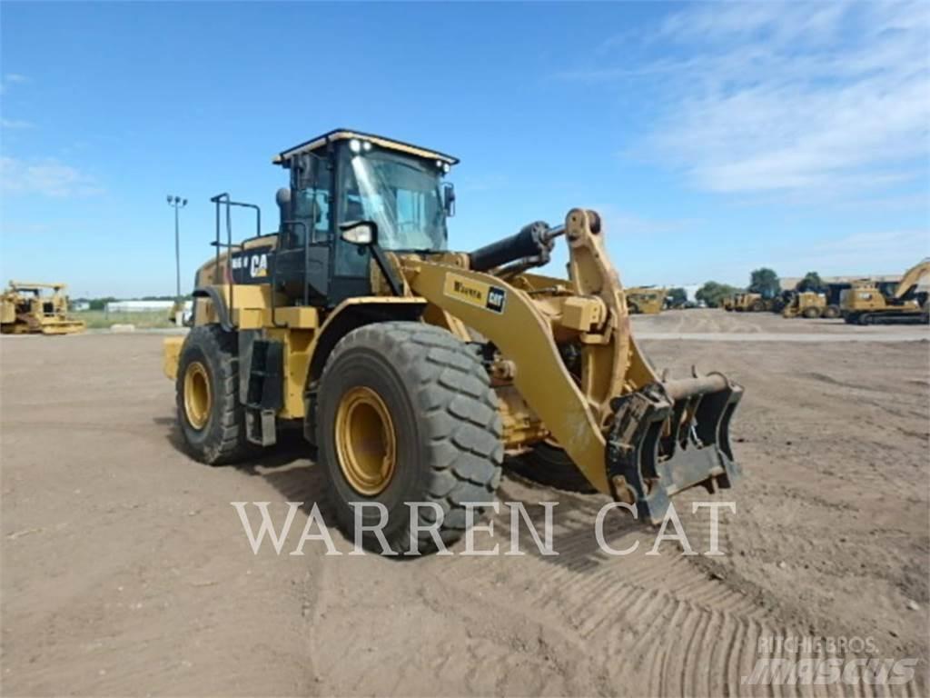 CAT 966M Pás carregadoras de rodas