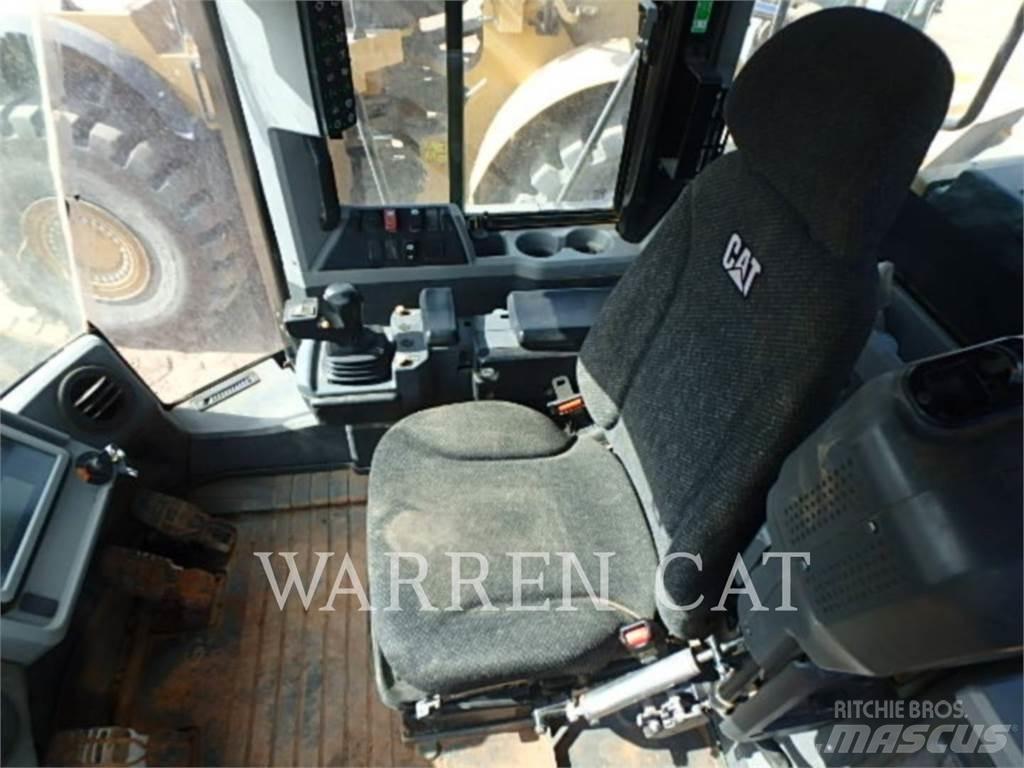 CAT 966M Pás carregadoras de rodas