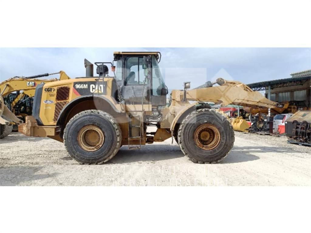 CAT 966M Pás carregadoras de rodas