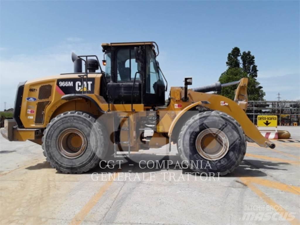CAT 966M Pás carregadoras de rodas
