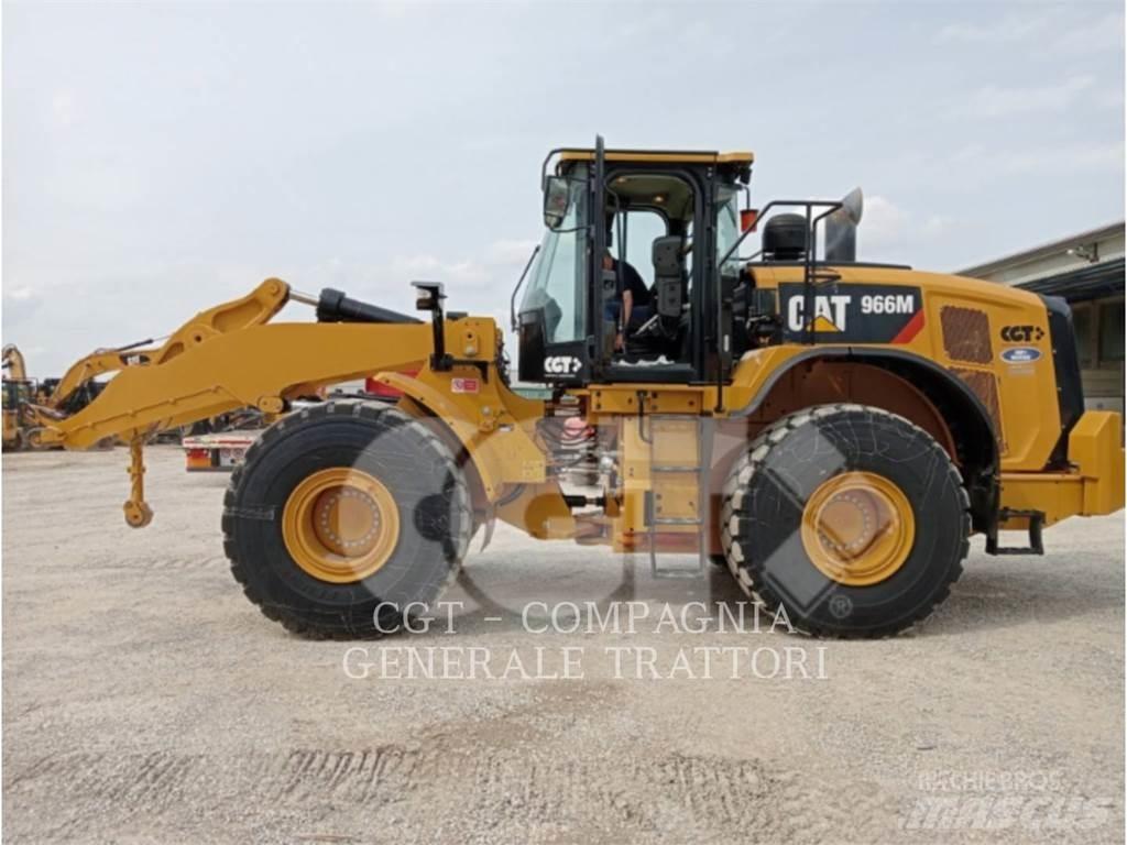 CAT 966M Pás carregadoras de rodas