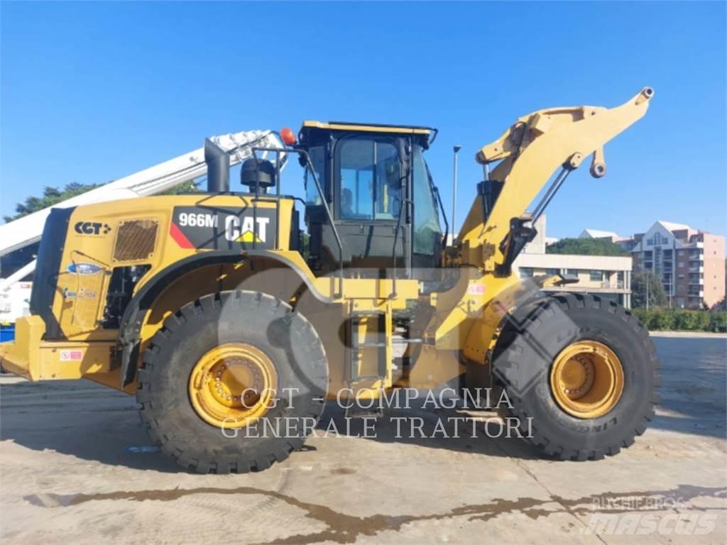 CAT 966M Pás carregadoras de rodas
