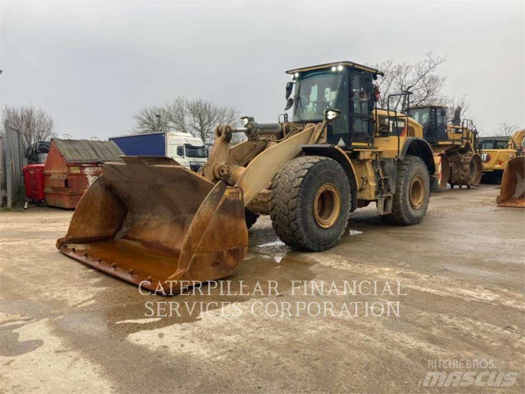 CAT 966M Pás carregadoras de rodas