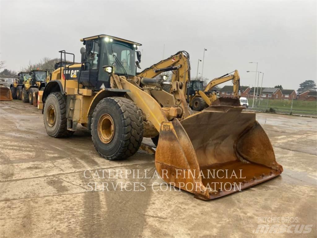 CAT 966M Pás carregadoras de rodas