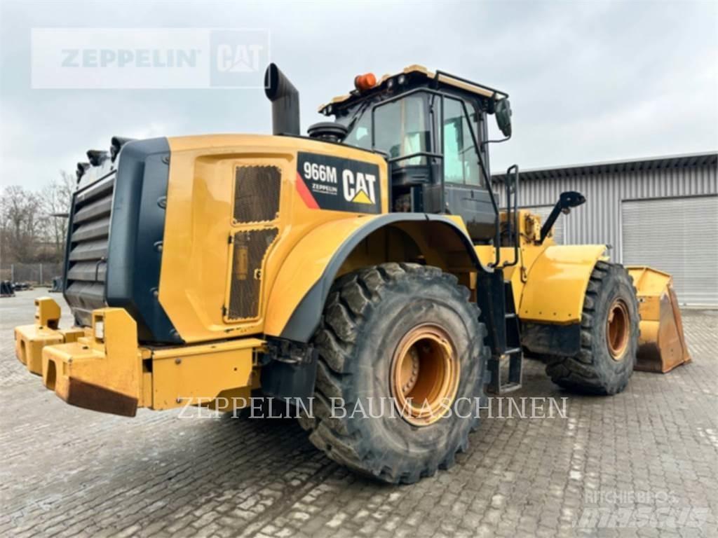 CAT 966M Pás carregadoras de rodas