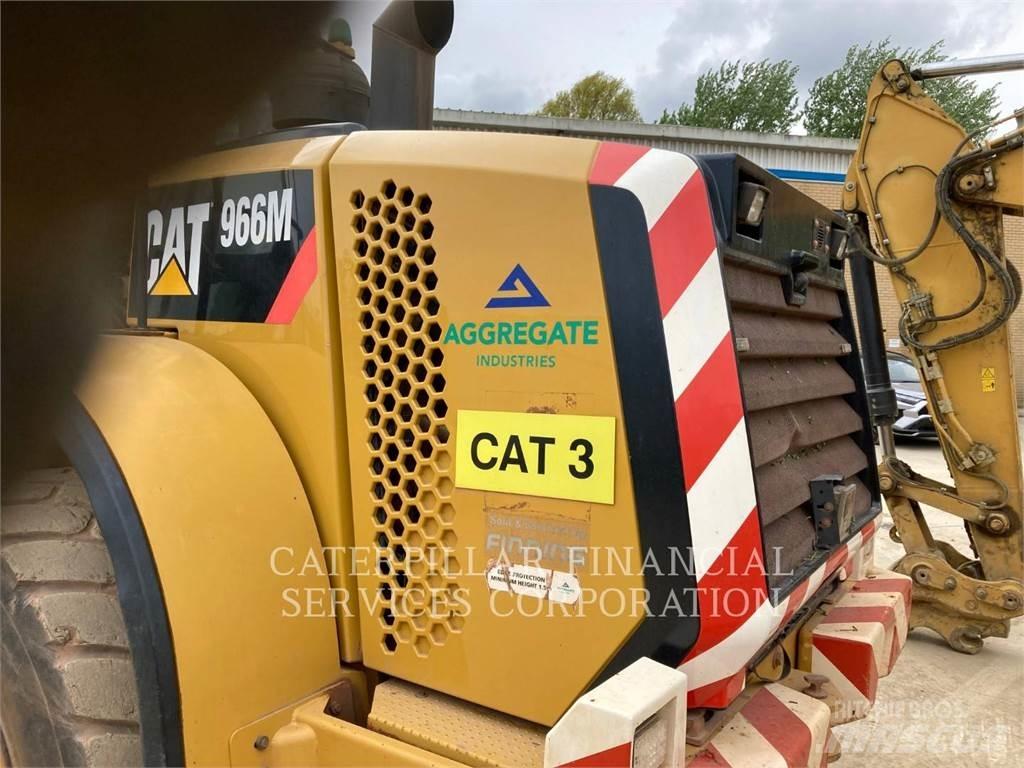 CAT 966M Pás carregadoras de rodas