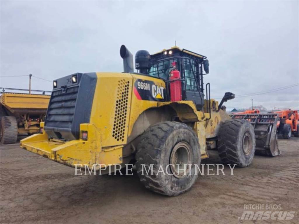 CAT 966M Pás carregadoras de rodas