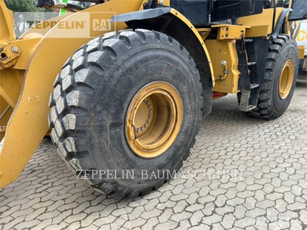 CAT 966M Pás carregadoras de rodas