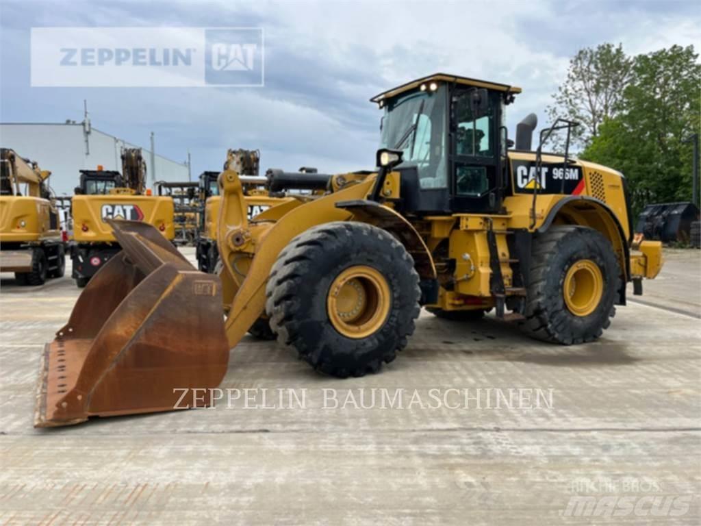 CAT 966M Pás carregadoras de rodas