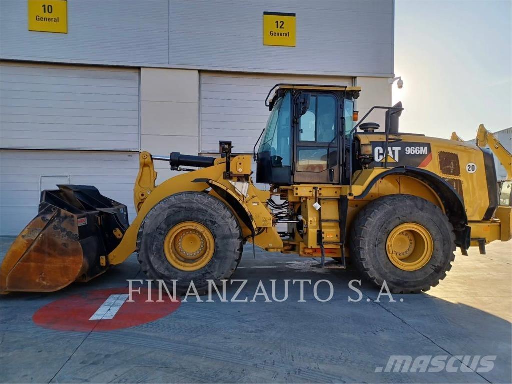 CAT 966M Pás carregadoras de rodas