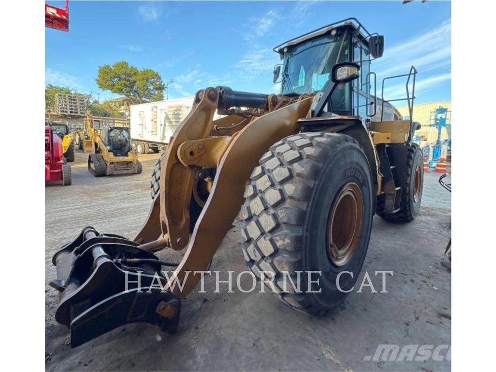 CAT 966M Pás carregadoras de rodas
