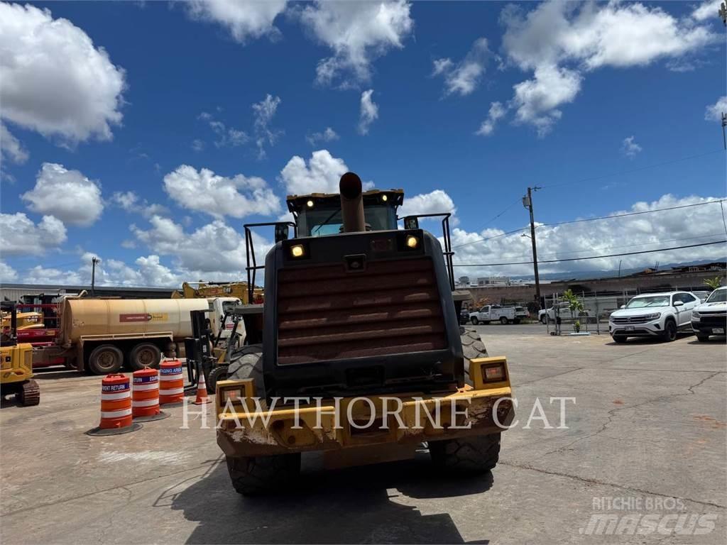 CAT 966M Pás carregadoras de rodas