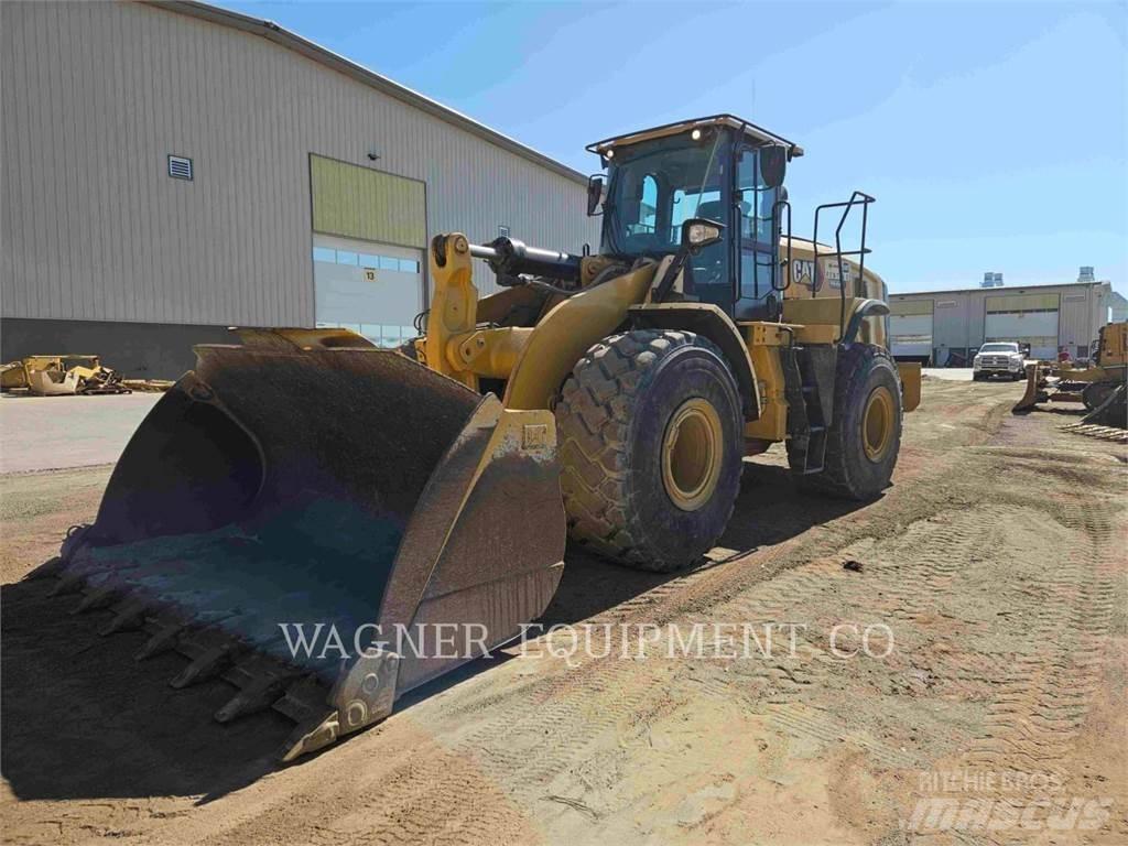 CAT 966M Pás carregadoras de rodas