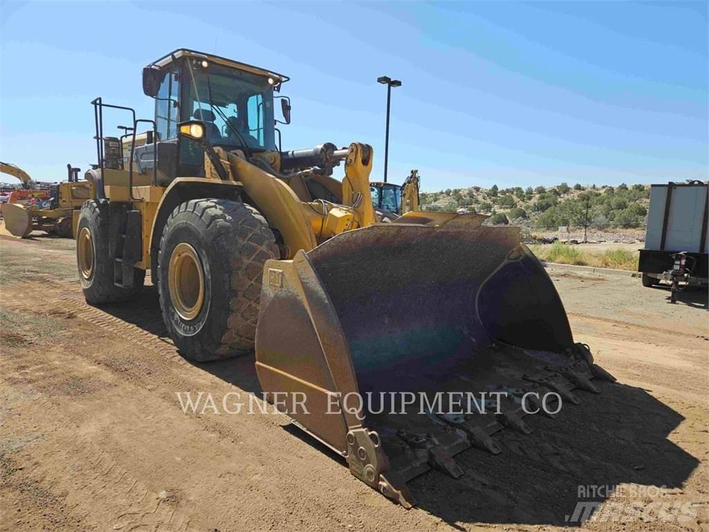 CAT 966M Pás carregadoras de rodas