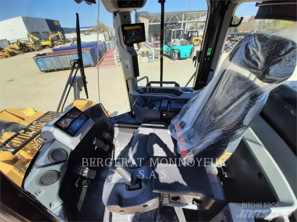 CAT 972 Pás carregadoras de rodas