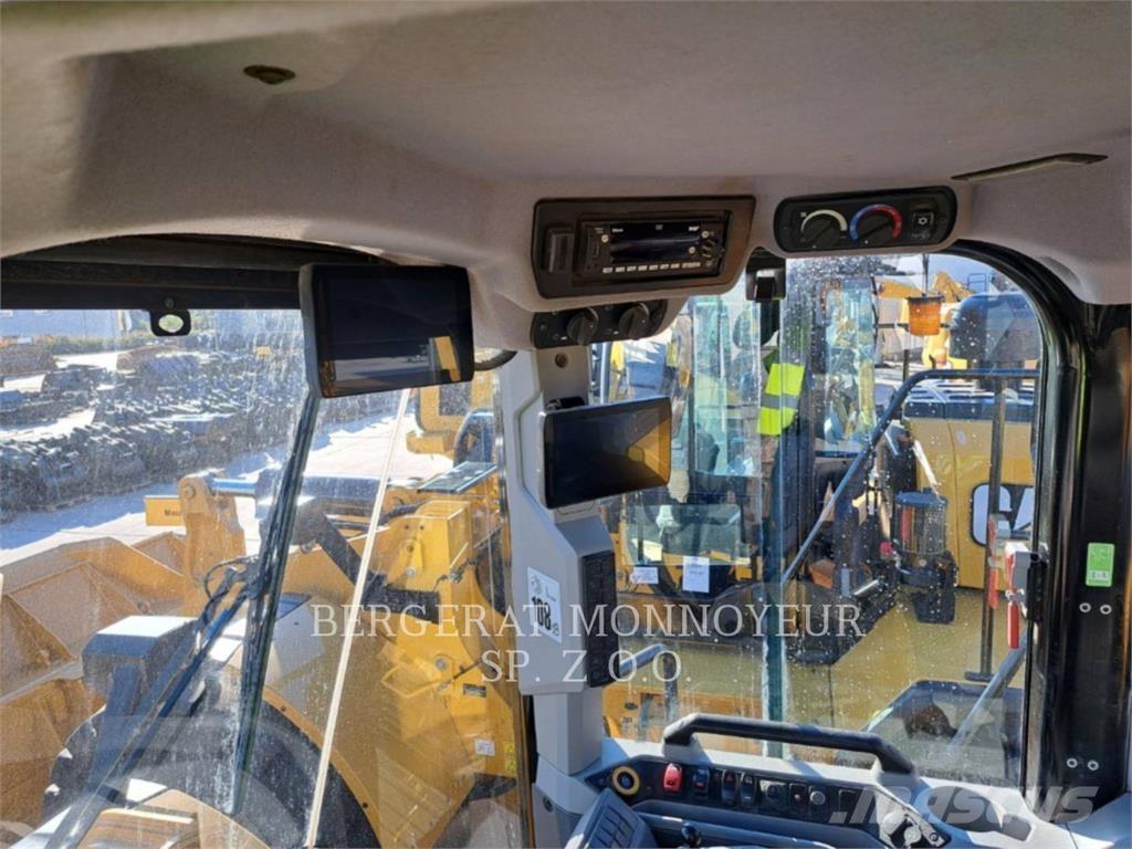 CAT 972 Pás carregadoras de rodas