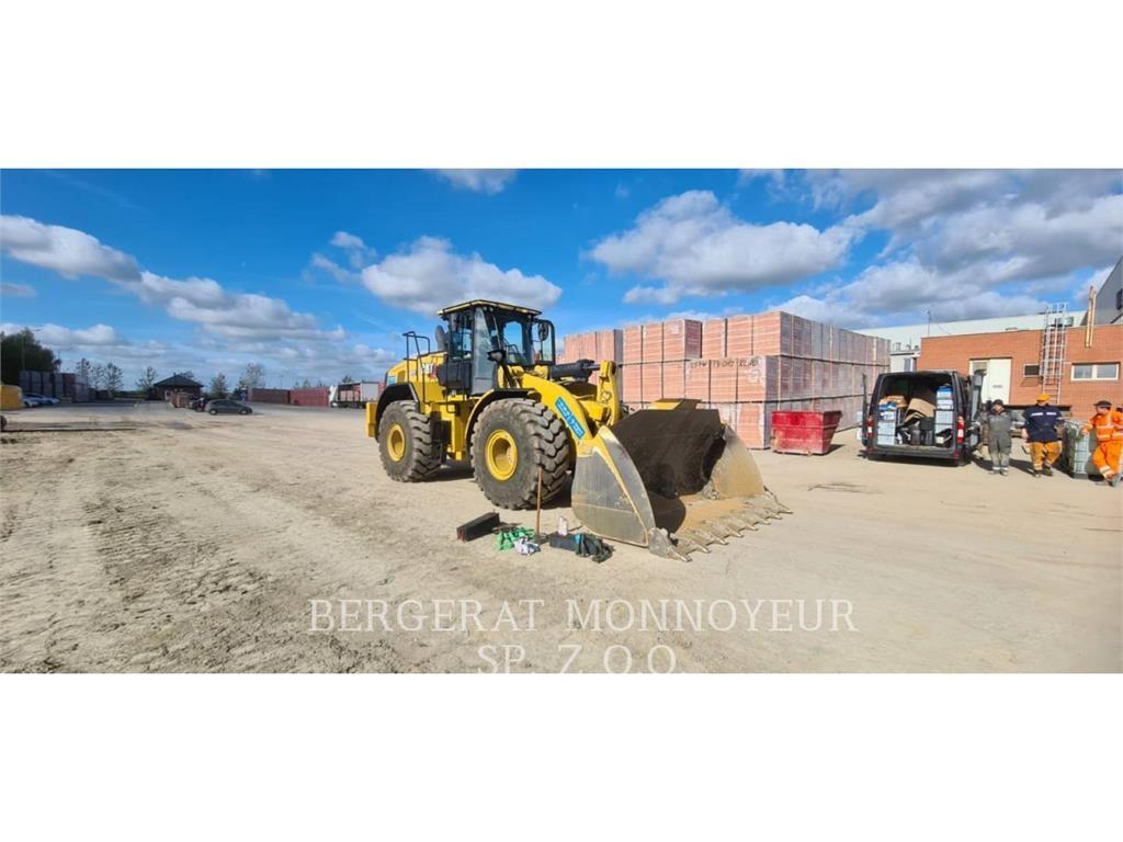 CAT 972 Pás carregadoras de rodas