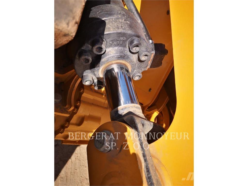 CAT 972 Pás carregadoras de rodas