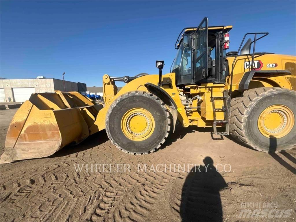 CAT 982 Pás carregadoras de rodas