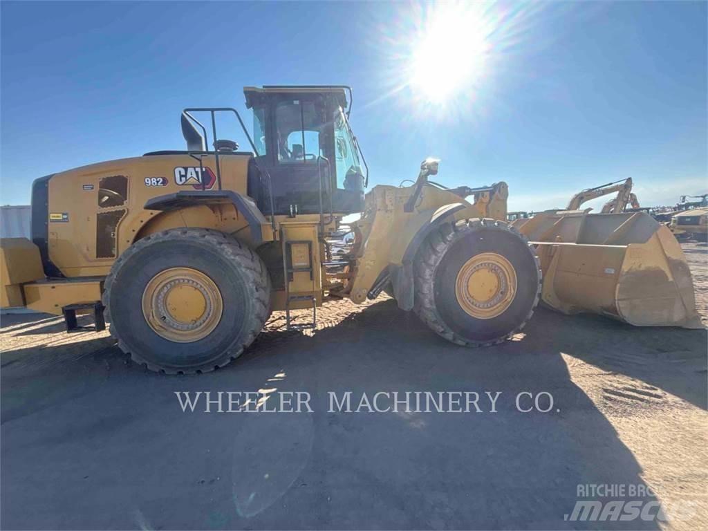 CAT 982 Pás carregadoras de rodas