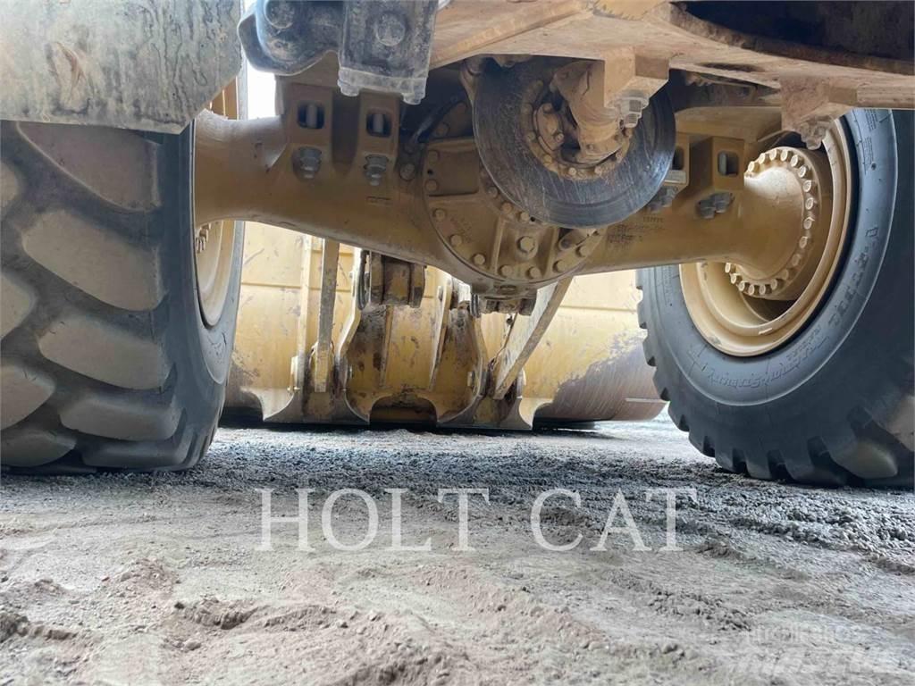 CAT 982M Pás carregadoras de rodas